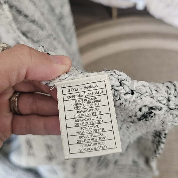 Anthropologie x BB Dakota Cardigan Sweater - Picture 5 of 6